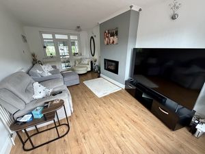 Lounge- click for photo gallery